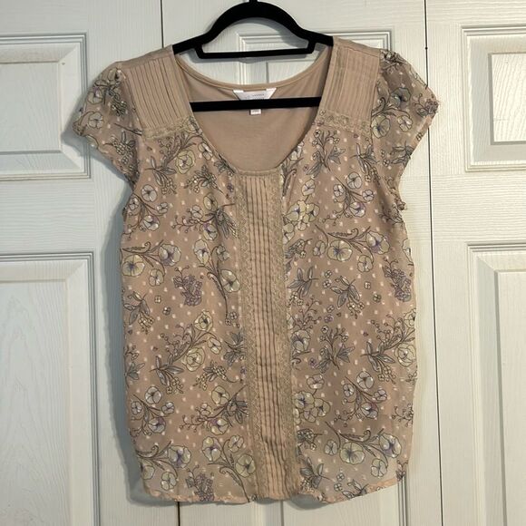 LAUREN CONRAD Size Medium Tan Cream Floral Lace Mixed Media Blouse Neutral - Picture 1 of 7